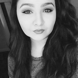 Meet your Posher, Elsy